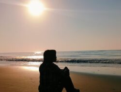 Jangan Baper Unu, Aku Sadar dari Senja yang Singkat