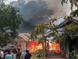 Si Jago Merah Melahap Rumah Seorang Ibu di TTU, Nyaris Tak Ada Barang Tersisa