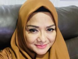 Pelantun Lagu Jangan Ingin Menang Sendiri, Betharia Sonata Dikabarkan Mengalami Stroke