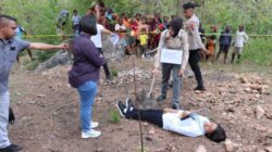 Foto: Polres TTU Saat Menggelar Rekonstruksi Kasus Dugaan Pembunuhan Di Desa Oekopa (Jho Aban)